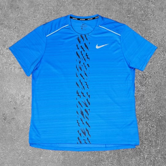 This nike miler 1.0 bolt T-shirt in a pacific blue colourway is an exclusive activewear T-shirt.