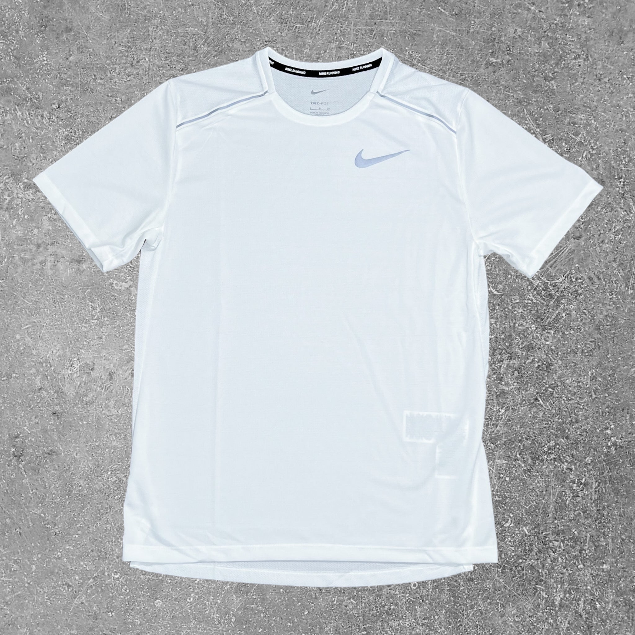 NIKE MILER T-SHIRT WHITE MOST POPULAR SPORTSWEAR – RGTECH23
